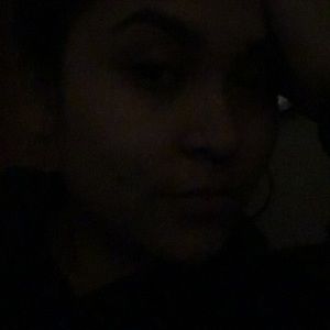 Meet your Posher, Lesly